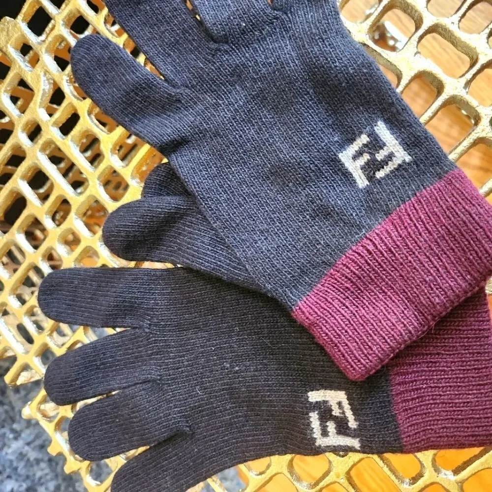 Authentic Fendi Wool/Cashmere FF Logo Women's Gloves